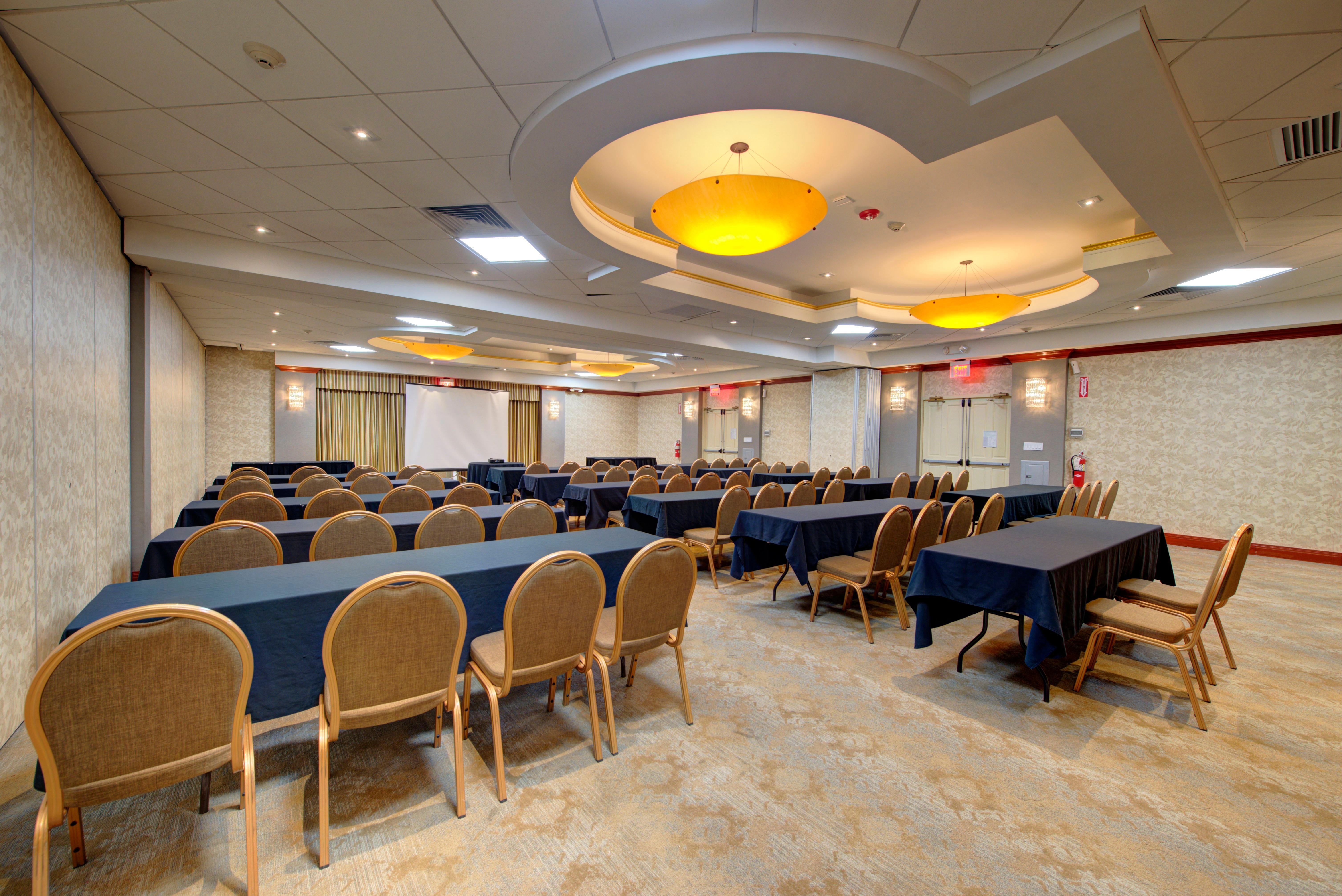 Holiday Inn Plainview-Long Island By Ihg Eksteriør bilde