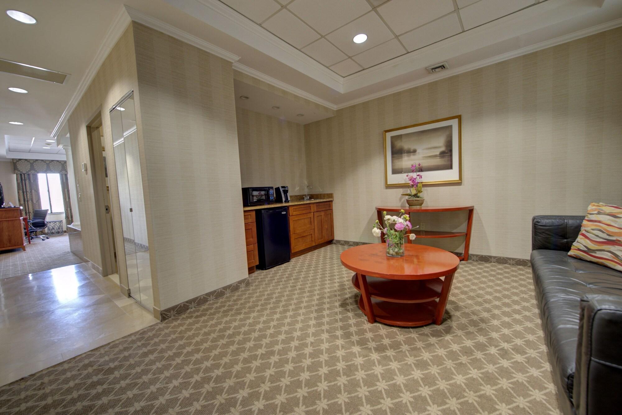 Holiday Inn Plainview-Long Island By Ihg Eksteriør bilde