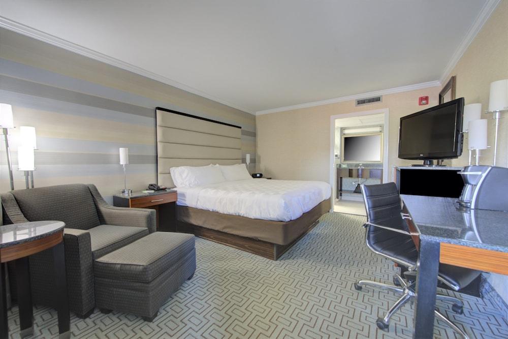 Holiday Inn Plainview-Long Island By Ihg Eksteriør bilde