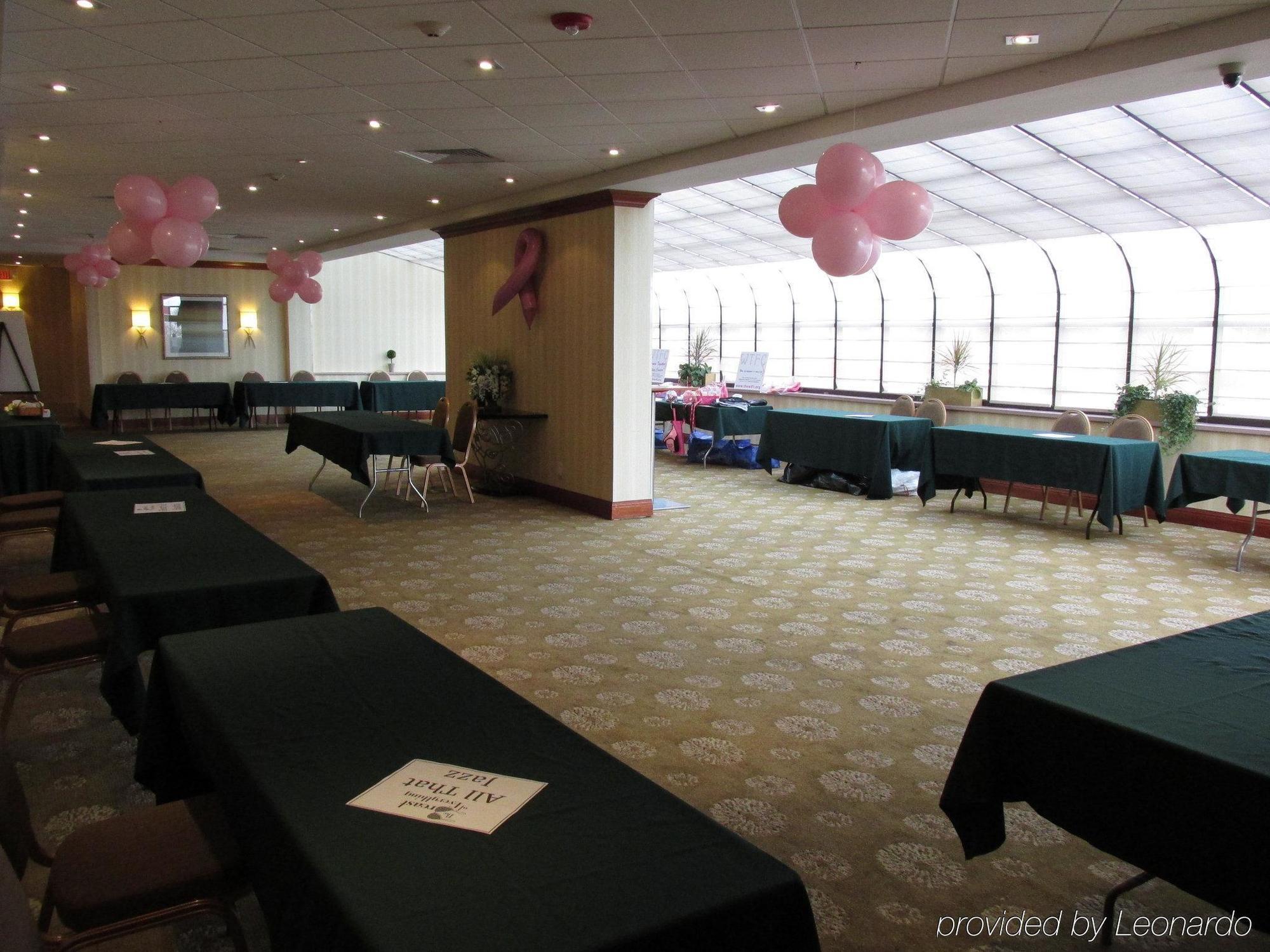 Holiday Inn Plainview-Long Island By Ihg Eksteriør bilde